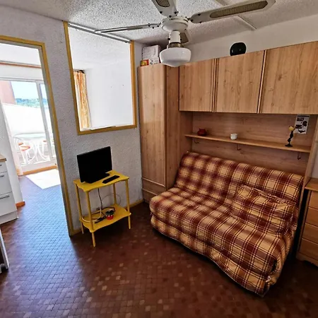 De La - 4 Personnes 4 Couchages Port Leucate. Ref: 1rp_223 Mae-4694 *