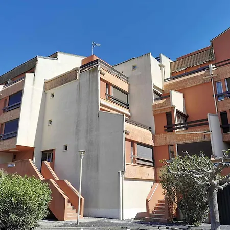 Appartement De La - 4 Personnes 4 Couchages Port Leucate. Réf: 1rp_223 Mae-4694 *